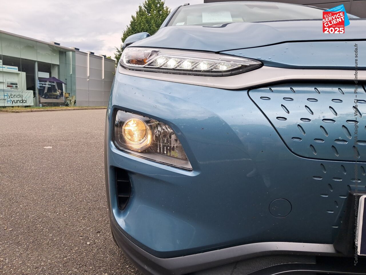 Véhicule d'occasion HYUNDAI KONA ELECTRIC 136 CH CREATIVE SIEGES CHAUF CAMERA HUD chez Renault Colmar