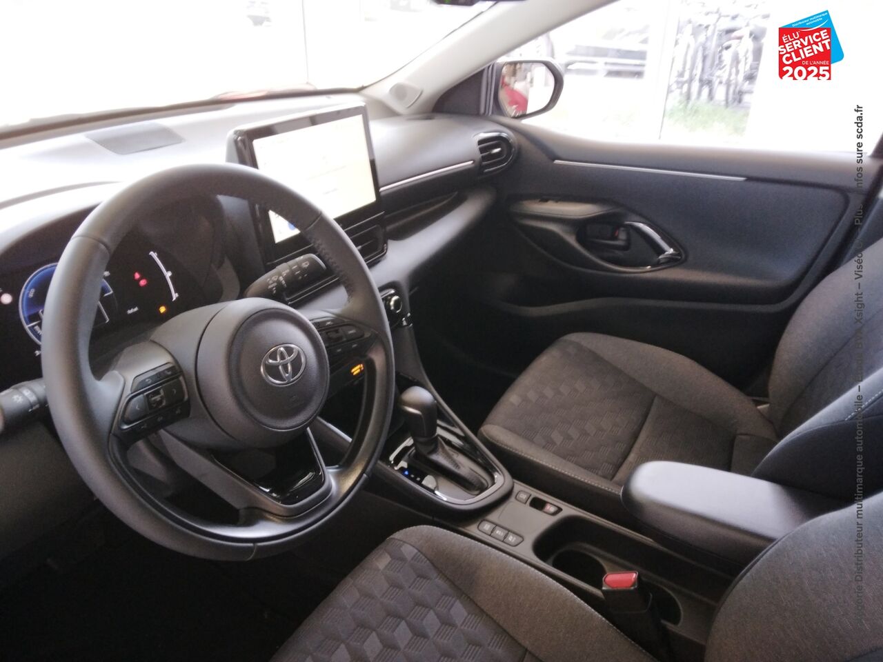 Véhicule d'occasion TOYOTA YARIS 116H DESIGN 5P MY25 chez Hyundai Reims