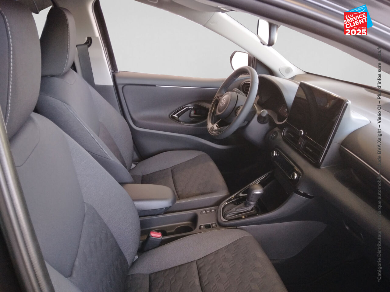 Véhicule d'occasion TOYOTA YARIS 116H DESIGN 5P MY25 chez Hyundai Reims