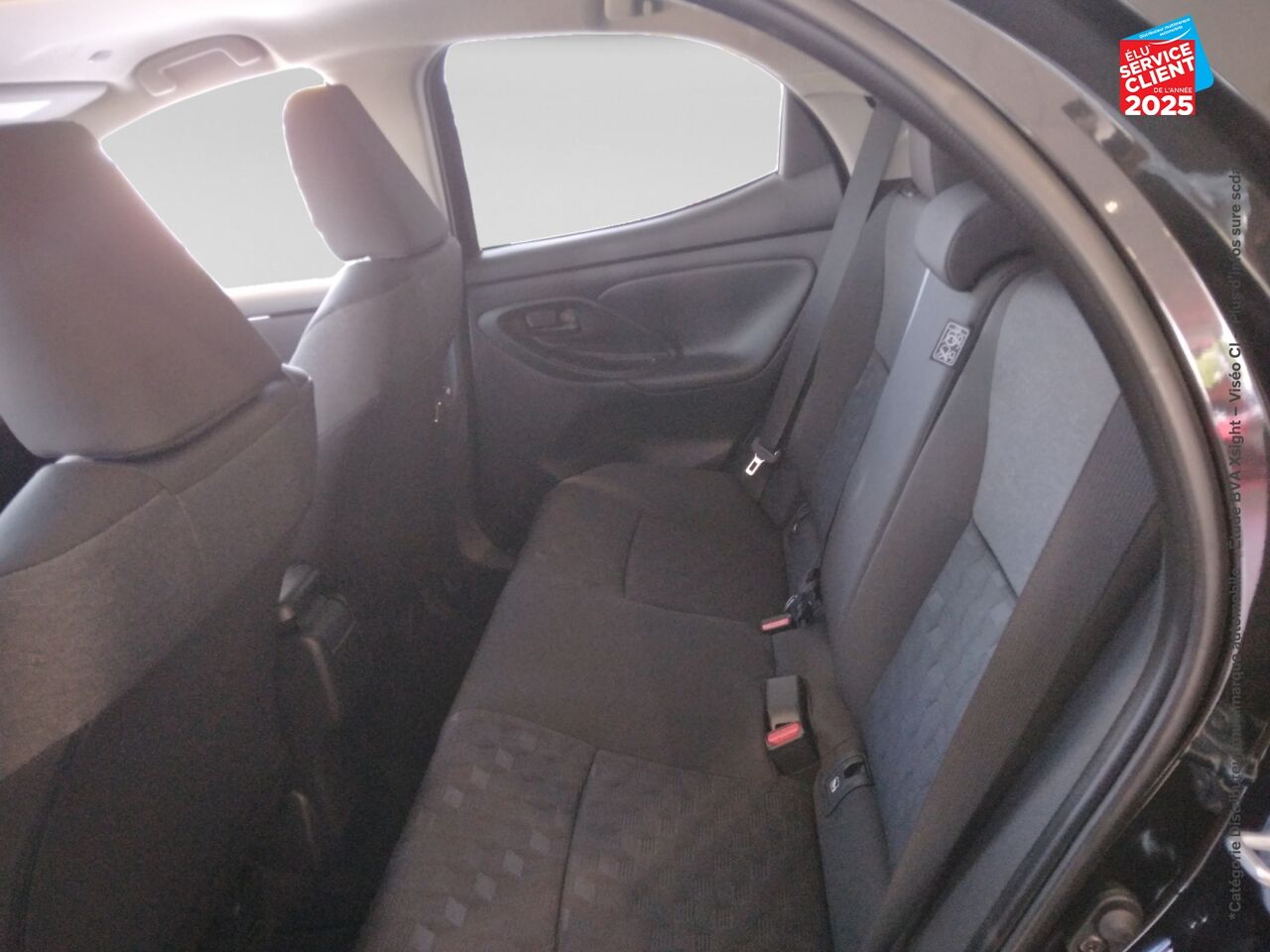 Véhicule d'occasion TOYOTA YARIS 116H DESIGN 5P MY25 chez Hyundai Reims
