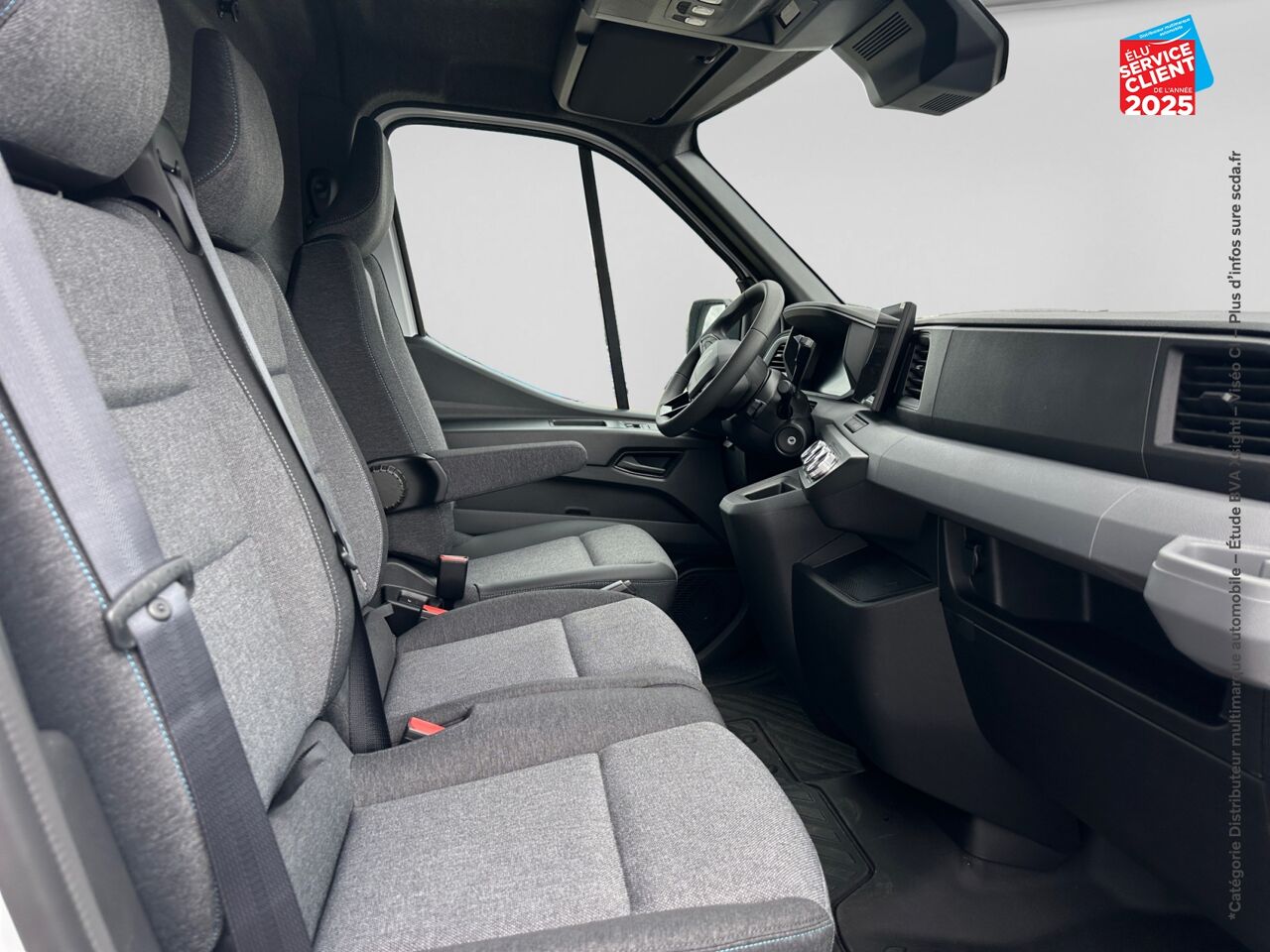 Véhicule d'occasion RENAULT MASTER FG F3500 L2H2 E-TECH 140CH EXTRA GRANDE AUTONOMIE chez Renault Colmar