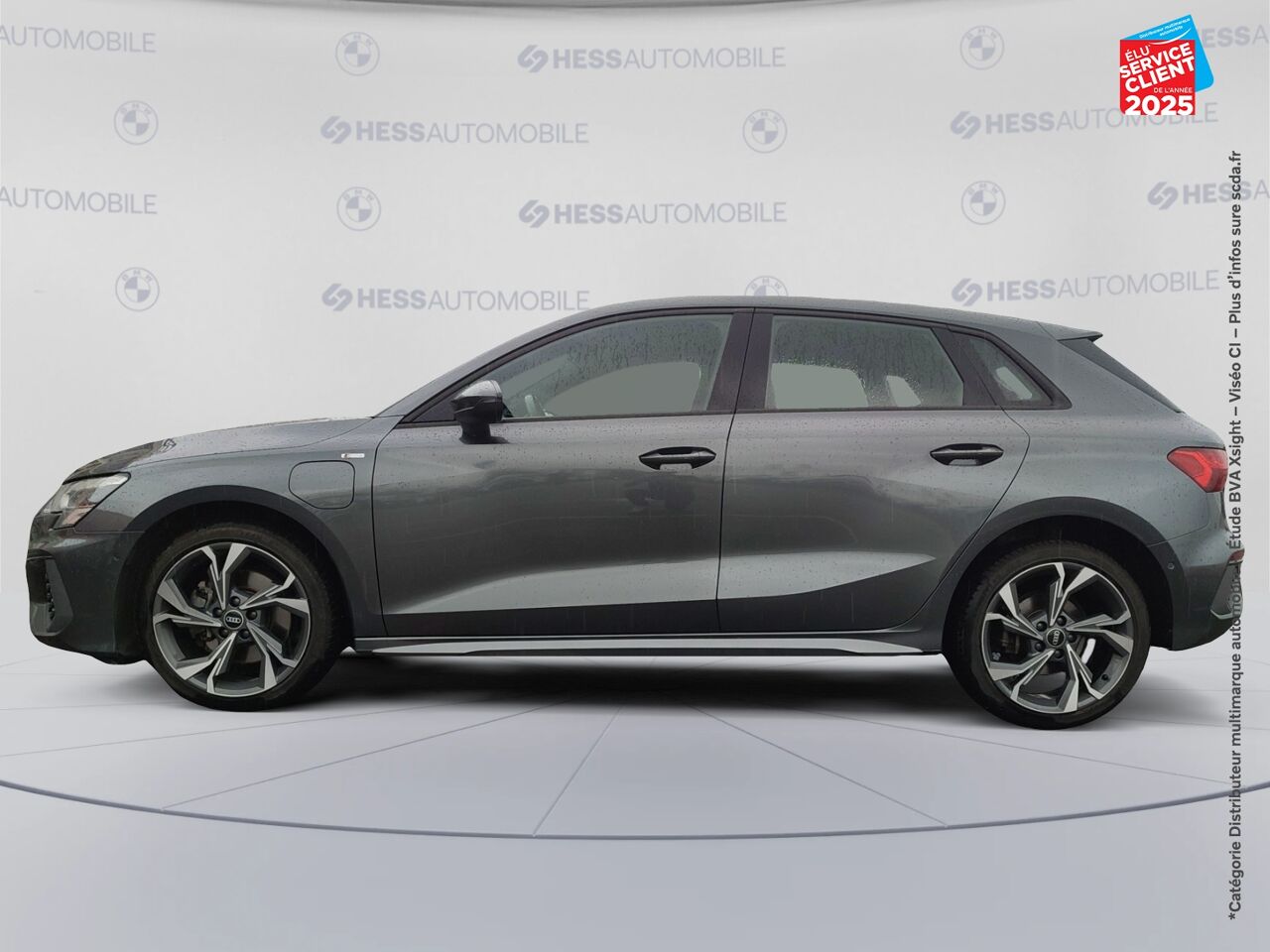 Véhicule d'occasion AUDI A3 SPORTBACK 40 TFSI E 204CH S LINE S TRONIC 6 chez BMW Pontarlier