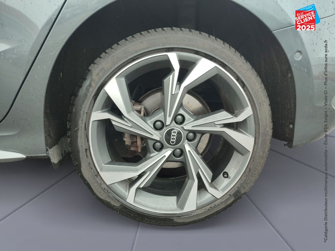 Véhicule d'occasion AUDI A3 SPORTBACK 40 TFSI E 204CH S LINE S TRONIC 6 chez BMW Pontarlier