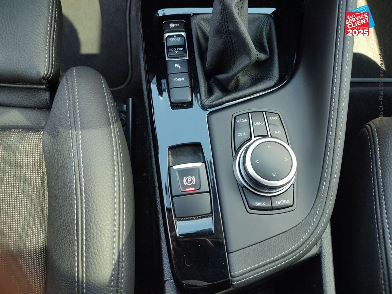 Véhicule d'occasion BMW X1 XDRIVE25EA 220CH XLINE 6CV SIEGES CHAUF CAMERA chez BMW Belfort