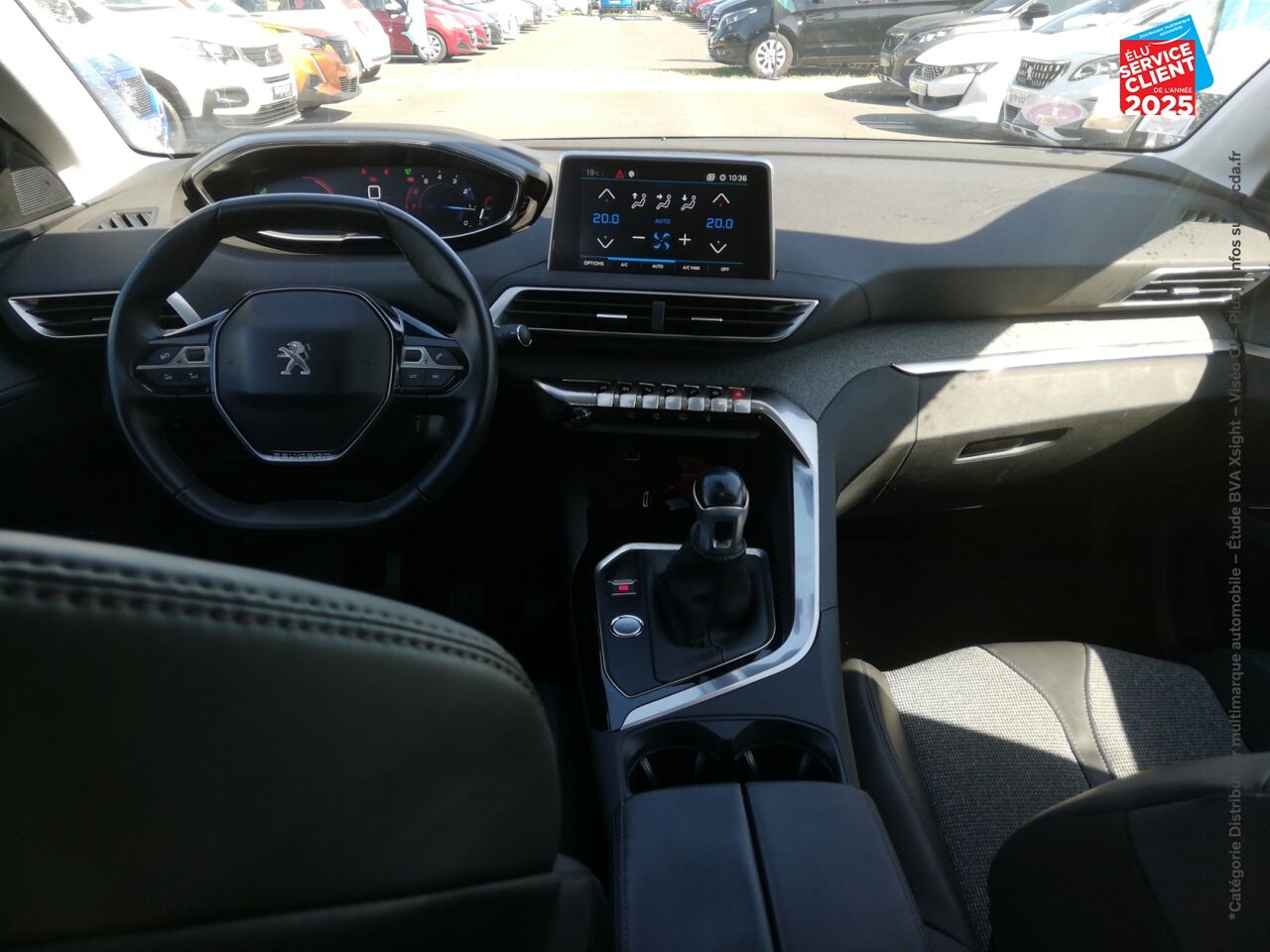 Véhicule d'occasion PEUGEOT 5008 1.2 PURETECH 130CH ALLURE SS chez Renault Sélestat