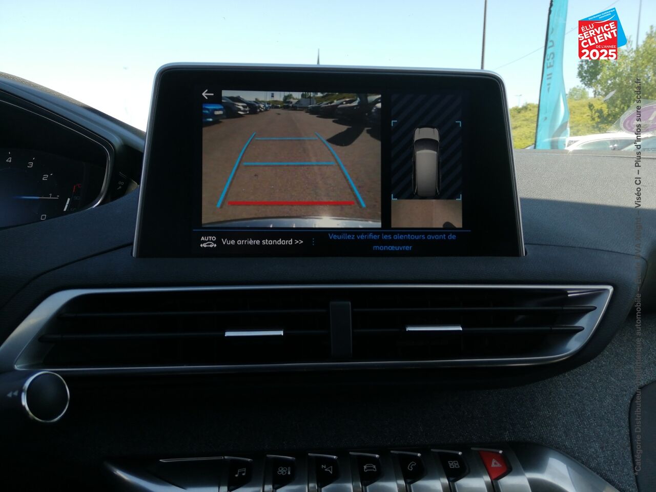 Véhicule d'occasion PEUGEOT 5008 1.2 PURETECH 130CH ALLURE SS chez Renault Sélestat