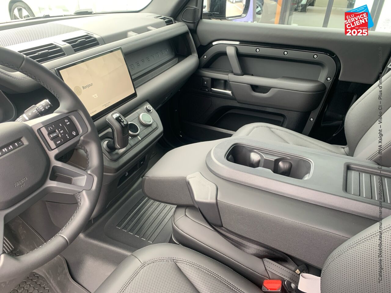 Véhicule d'occasion LAND-ROVER DEFENDER 90 3.0 D250 HARD TOP X-DYNAMIC SE chez BMW Pontarlier