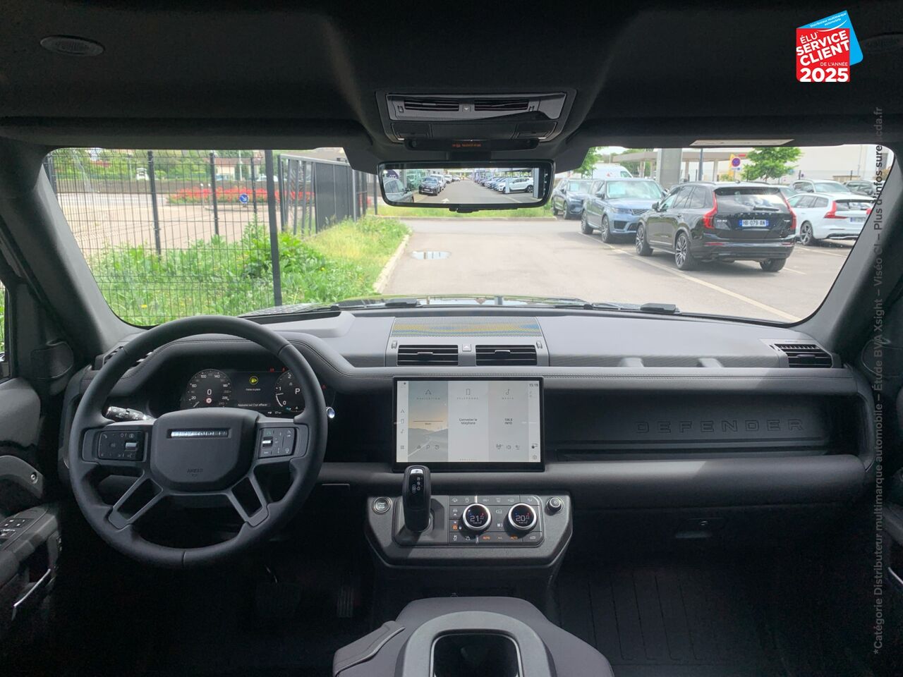 Véhicule d'occasion LAND-ROVER DEFENDER 90 3.0 D250 HARD TOP X-DYNAMIC SE chez BMW Pontarlier