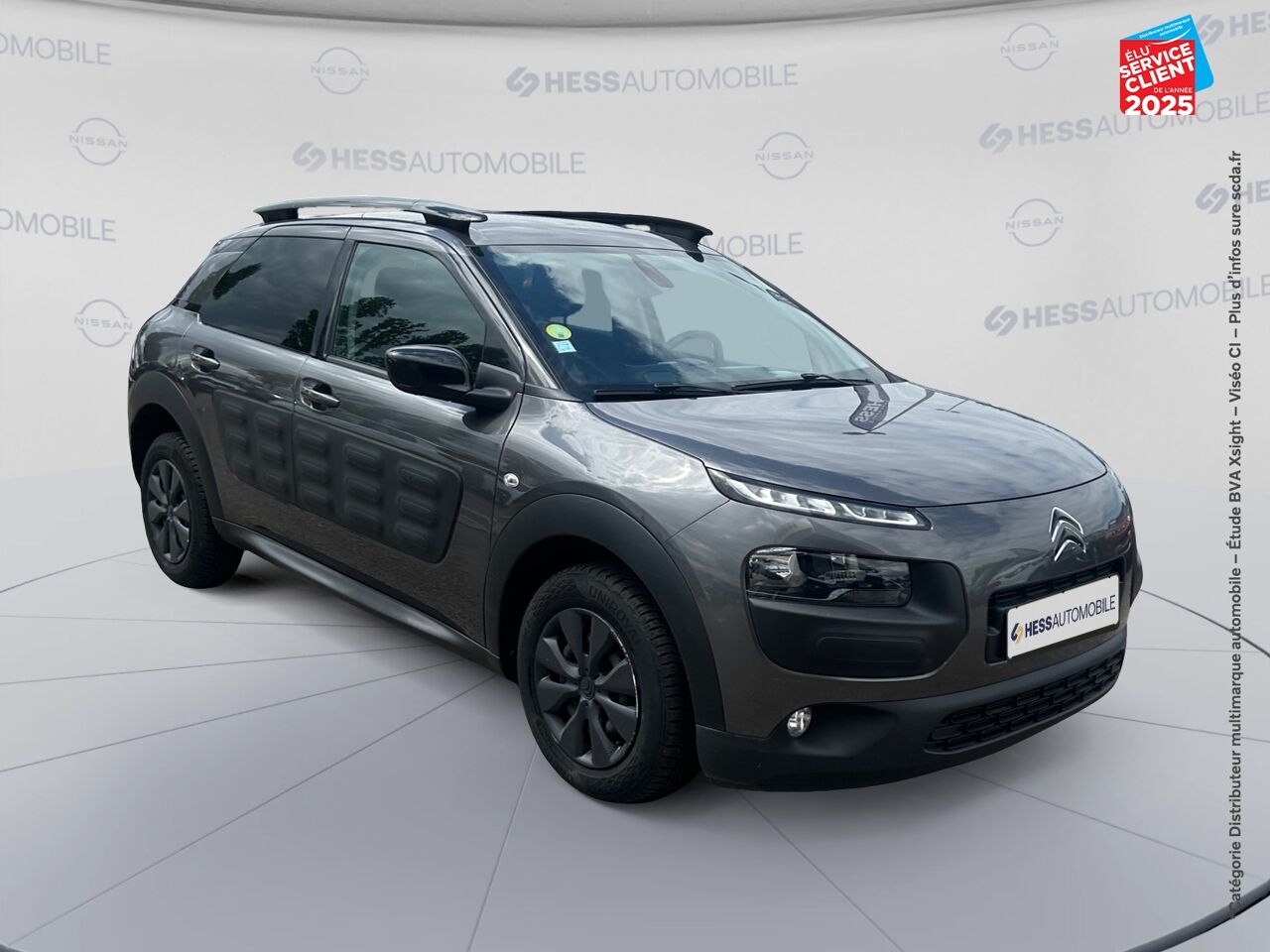 Véhicule d'occasion CITROEN C4 CACTUS BLUEHDI 100 FEEL BUSINESS SS 82G chez Toyota Verdun