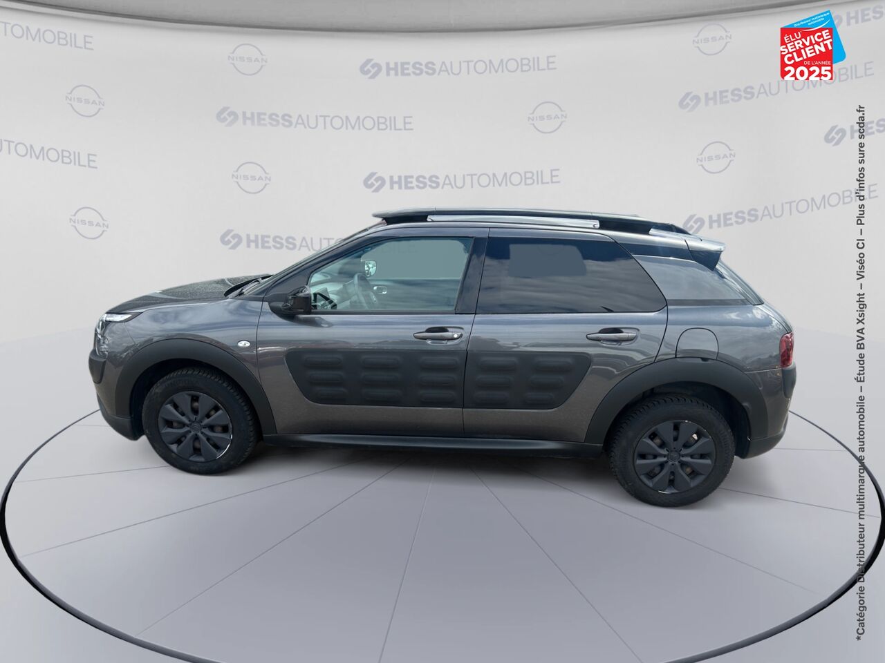 Véhicule d'occasion CITROEN C4 CACTUS BLUEHDI 100 FEEL BUSINESS SS 82G chez Toyota Verdun