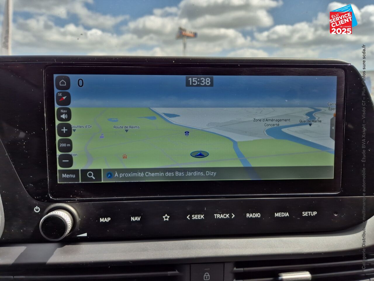 Véhicule d'occasion HYUNDAI BAYON 1.0 T-GDI 100CH HYBRID 48V CREATIVE DCT-7 CAMERA GPS chez Hyundai Epernay