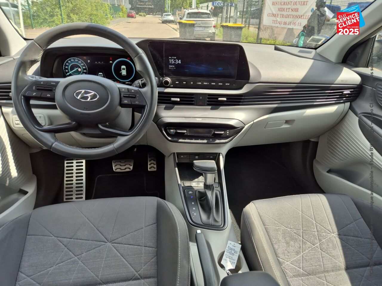 Véhicule d'occasion HYUNDAI BAYON 1.0 T-GDI 100CH HYBRID 48V CREATIVE DCT-7 CAMERA GPS chez Hyundai Epernay