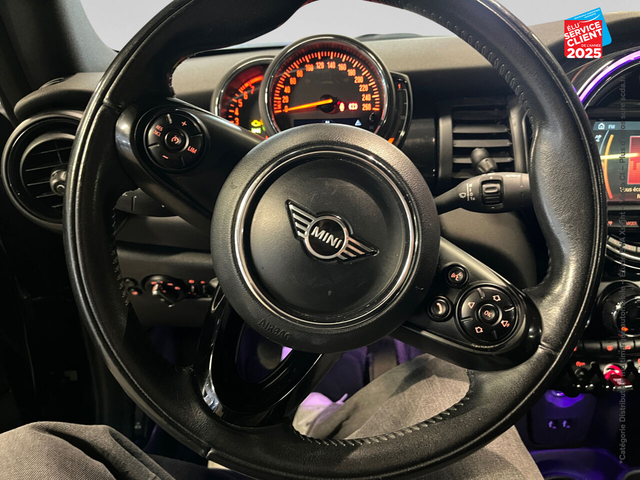 Véhicule d'occasion MINI CABRIO COOPER 136CH HEDDON STREET chez Renault Saint-Louis