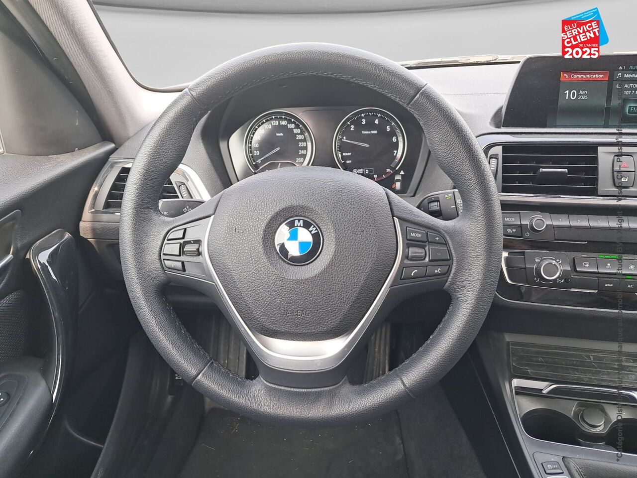 Véhicule d'occasion BMW SERIE 1 116I 109CH LOUNGE 5P EURO6D-T GPS CAMERA chez BMW Dole