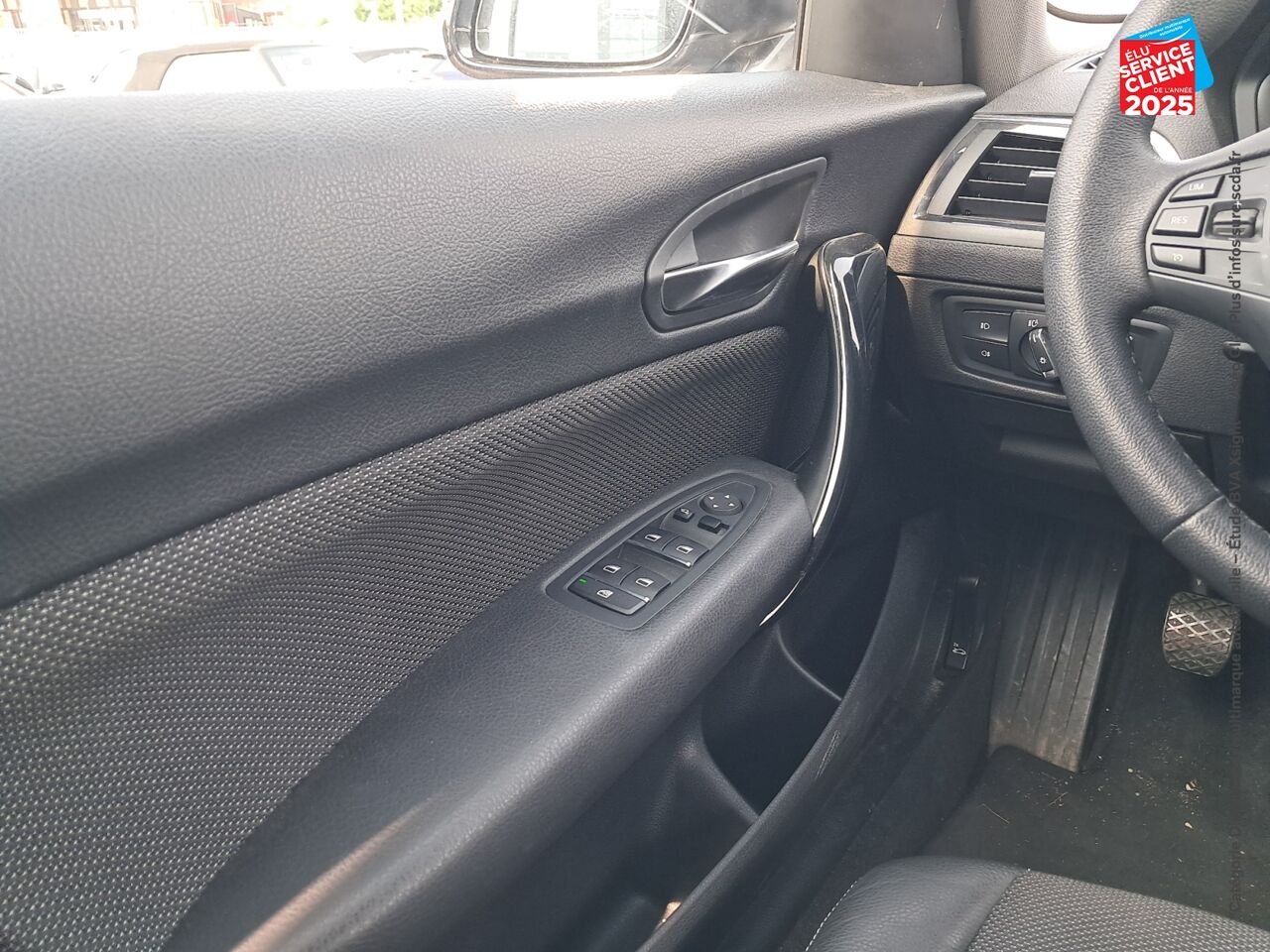 Véhicule d'occasion BMW SERIE 1 116I 109CH LOUNGE 5P EURO6D-T GPS CAMERA chez BMW Dole