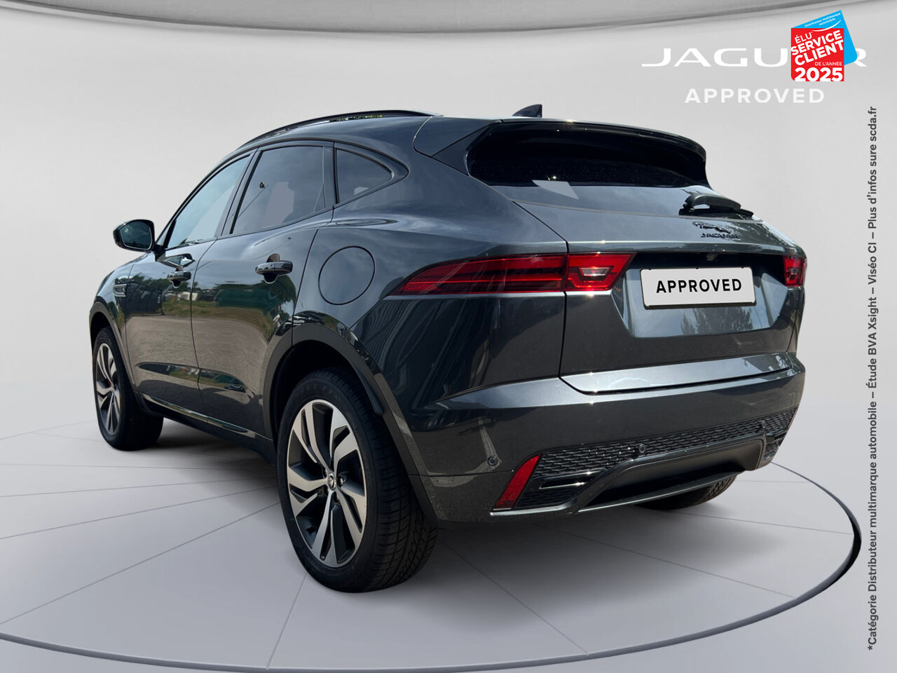Véhicule d'occasion JAGUAR E-PACE P300E PHEV 309CH R-DYNAMIC HSE chez BMW Besançon