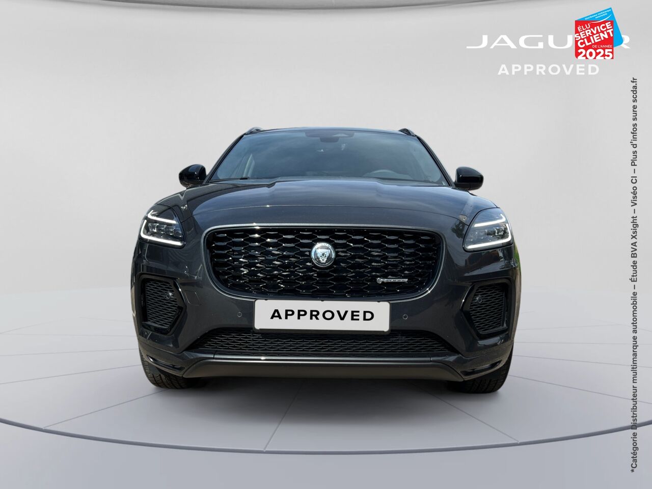 Véhicule d'occasion JAGUAR E-PACE P300E PHEV 309CH R-DYNAMIC HSE chez BMW Besançon