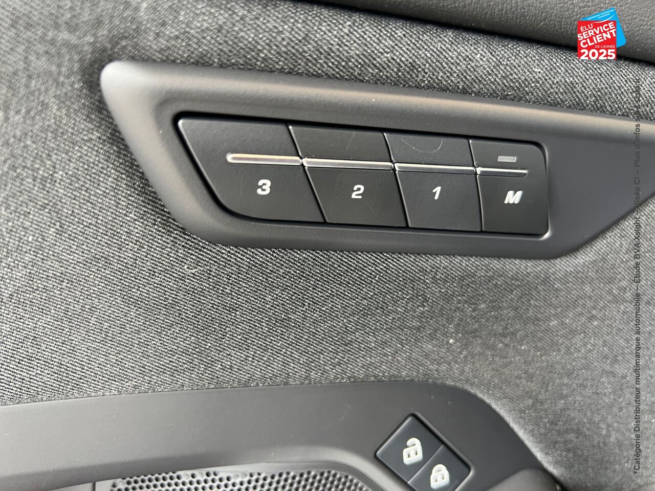 Véhicule d'occasion JAGUAR E-PACE P300E PHEV 309CH R-DYNAMIC HSE chez Renault Colmar
