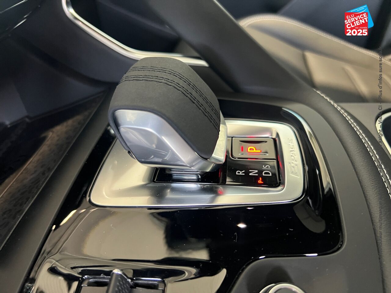 Véhicule d'occasion JAGUAR E-PACE P300E PHEV 309CH R-DYNAMIC HSE chez Renault Colmar