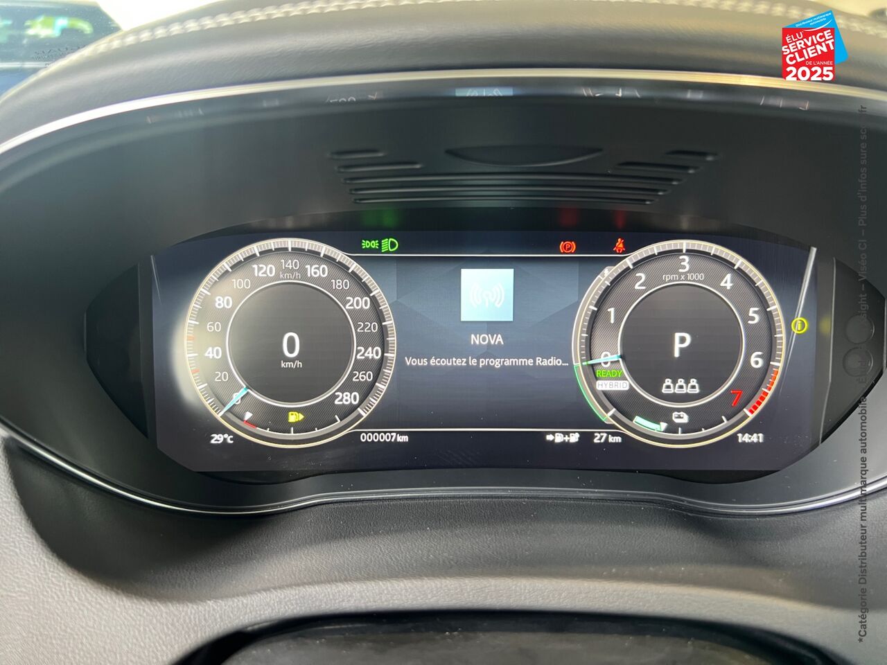 Véhicule d'occasion JAGUAR E-PACE P300E PHEV 309CH R-DYNAMIC HSE chez Renault Colmar
