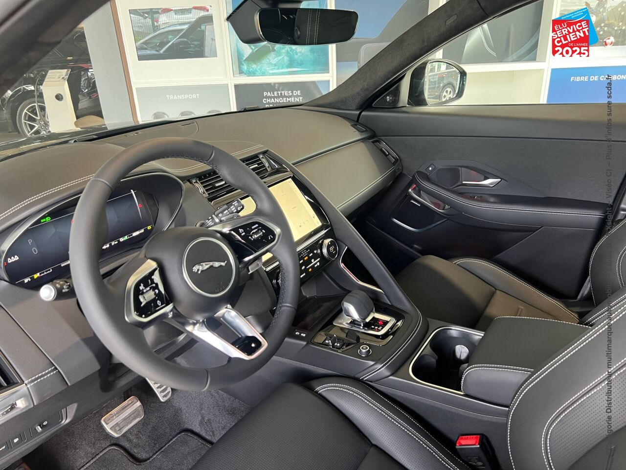 Véhicule d'occasion JAGUAR E-PACE P300E PHEV 309CH R-DYNAMIC HSE chez Renault Colmar