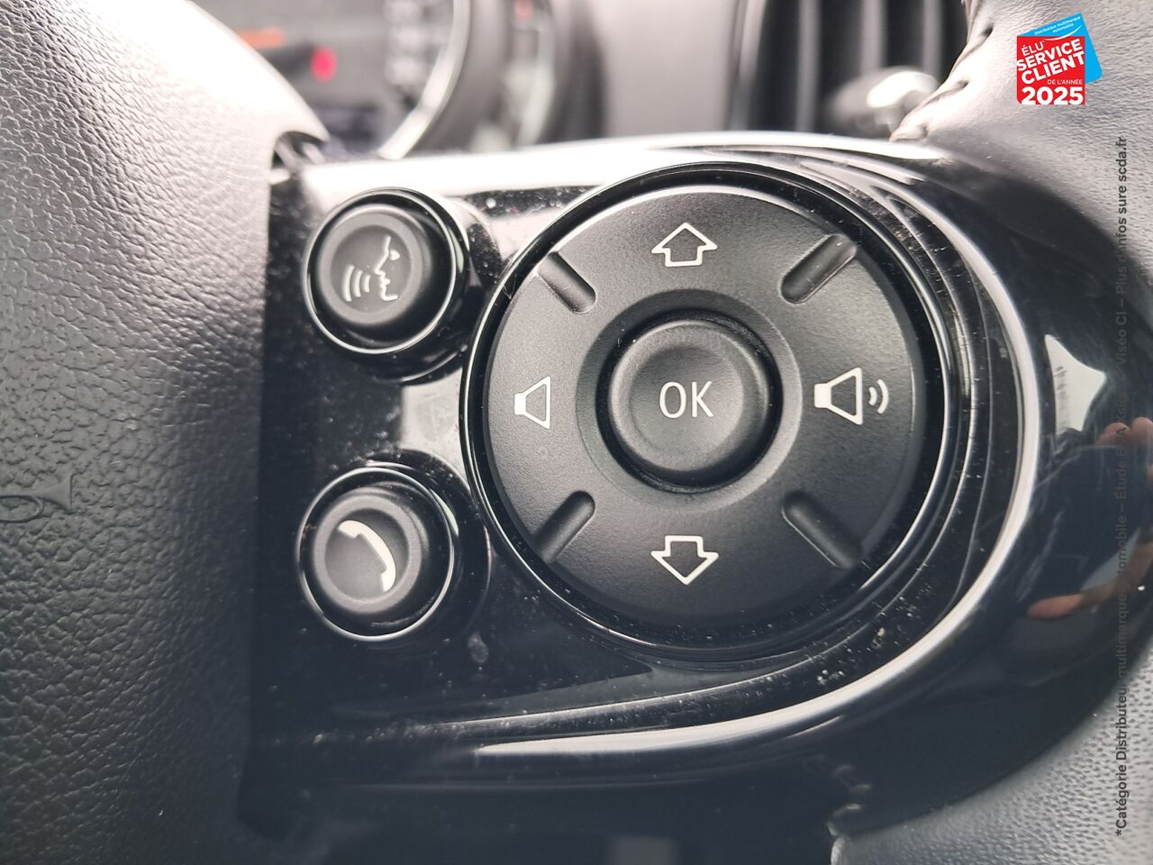 Véhicule d'occasion MINI COUNTRYMAN COOPER 136CH OAKWOOD BVA7 EURO6D-T GPS RADAR AV/AR chez MINI Besançon