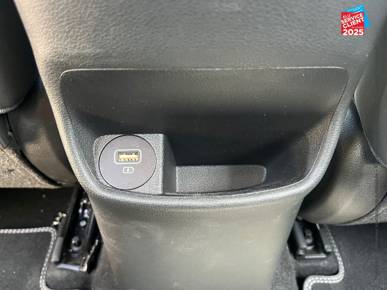 Véhicule d'occasion HYUNDAI KONA 1.6 GDI 141CH HYBRID EXECUTIVE DCT-6 chez Toyota Bar le Duc