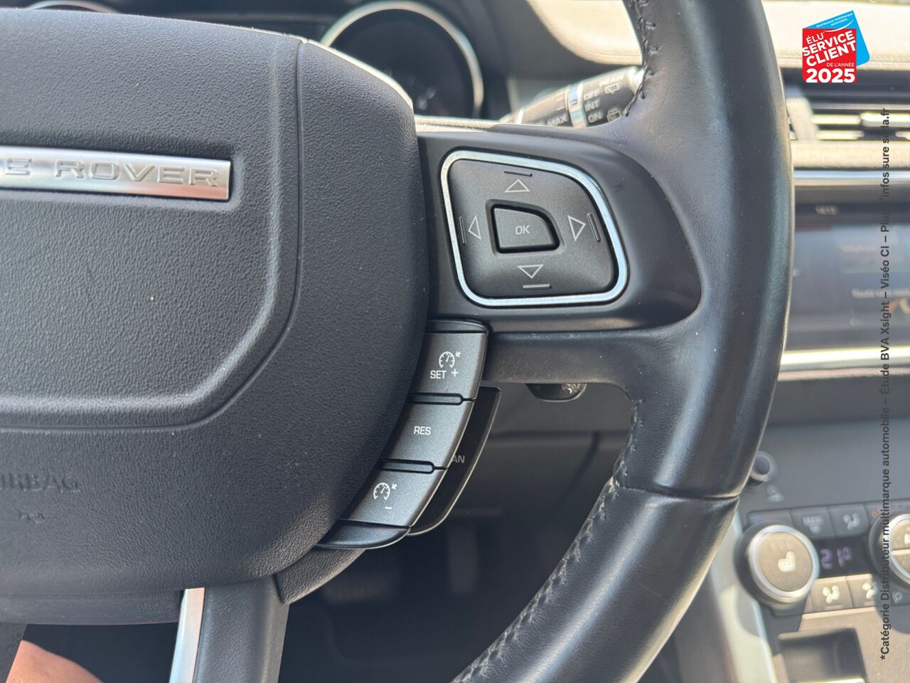 Véhicule d'occasion LAND-ROVER RANGE ROVER EVOQUE 2.0 TD4 150 SE DYNAMIC 4X4 BVA MARK VI chez Renault Colmar