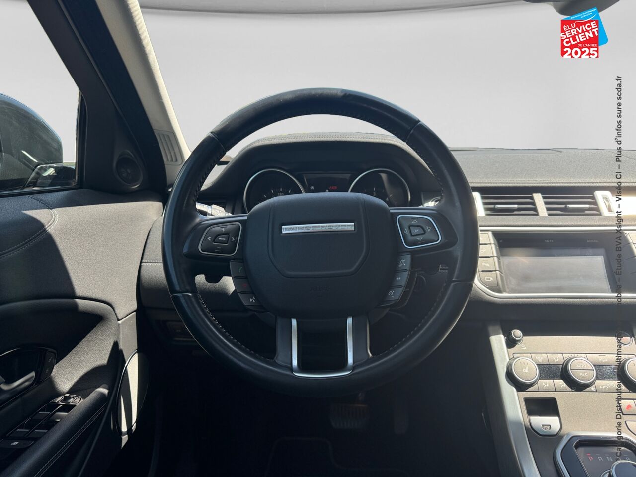 Véhicule d'occasion LAND-ROVER RANGE ROVER EVOQUE 2.0 TD4 150 SE DYNAMIC 4X4 BVA MARK VI chez Renault Colmar