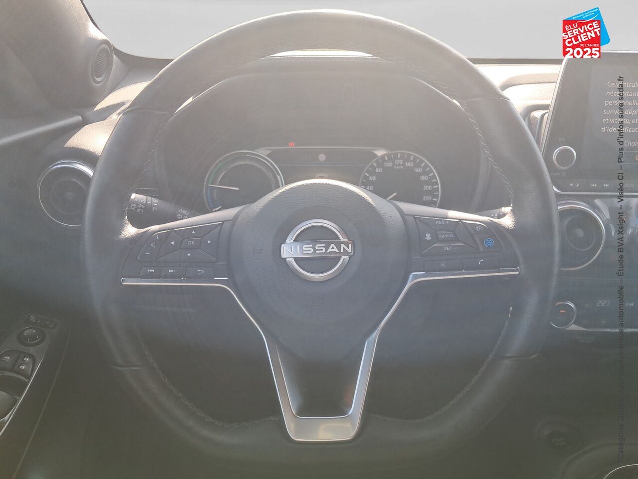 Véhicule d'occasion NISSAN JUKE 1.6 HYBRID 143CH TEKNA 2023 chez Nissan Haguenau