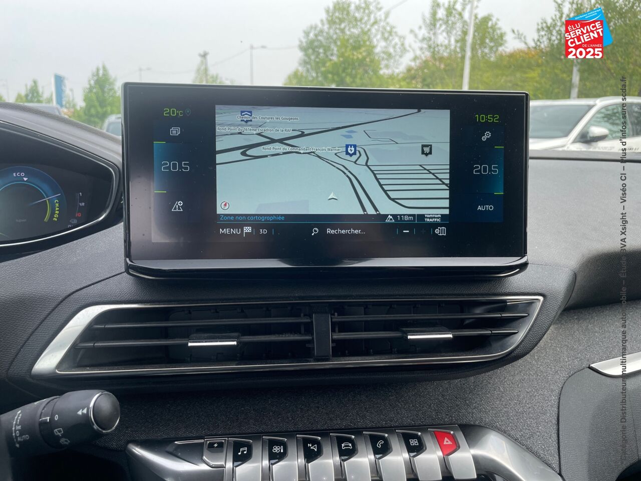 Véhicule d'occasion PEUGEOT 3008 HYBRID 225CH ALLURE PACK E-EAT8 GPS CAMERA CARPLAY chez Renault Belfort
