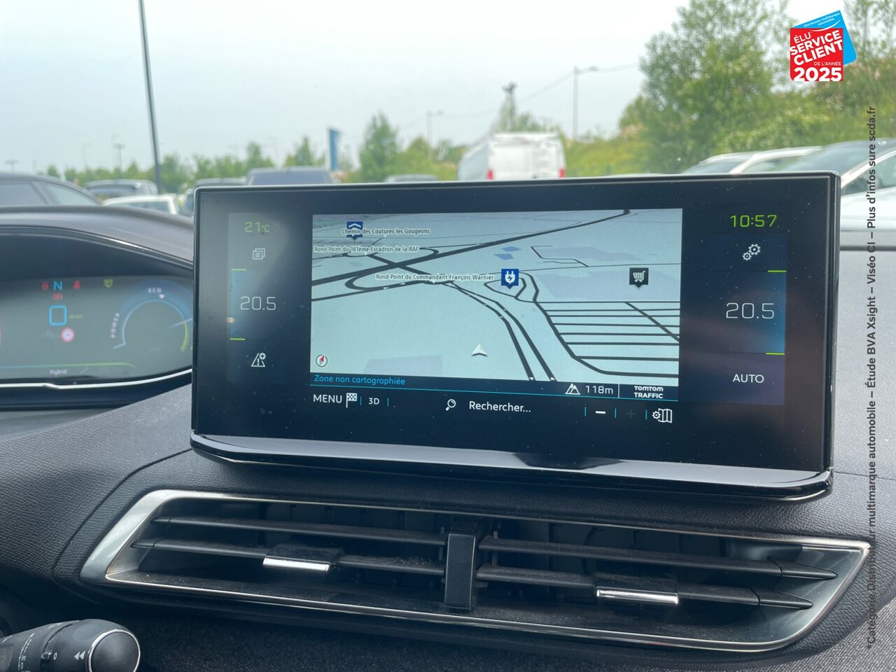Véhicule d'occasion PEUGEOT 3008 HYBRID 225CH ALLURE PACK E-EAT8 GPS CAMERA CARPLAY chez Renault Belfort