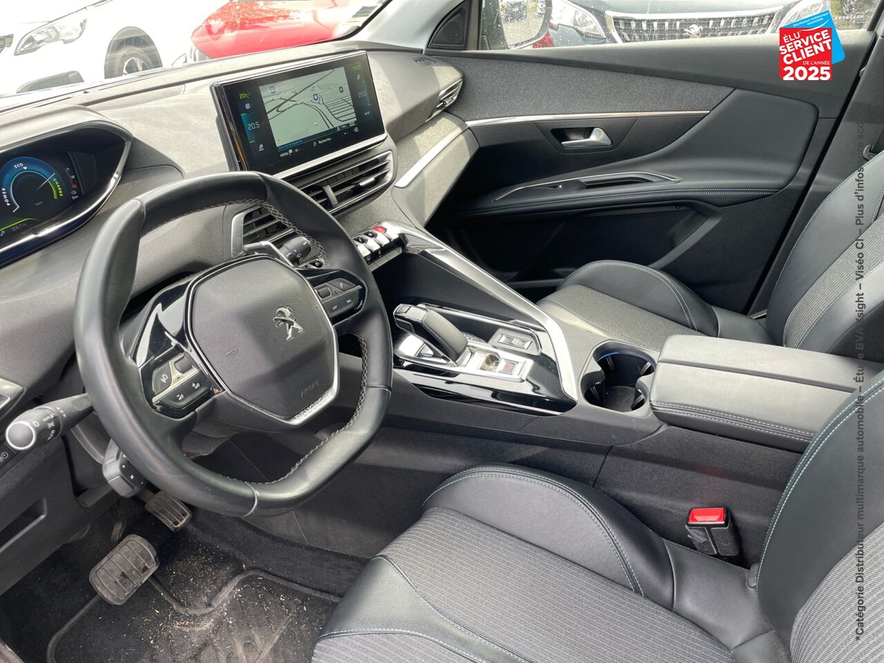 Véhicule d'occasion PEUGEOT 3008 HYBRID 225CH ALLURE PACK E-EAT8 GPS CAMERA CARPLAY chez Renault Belfort