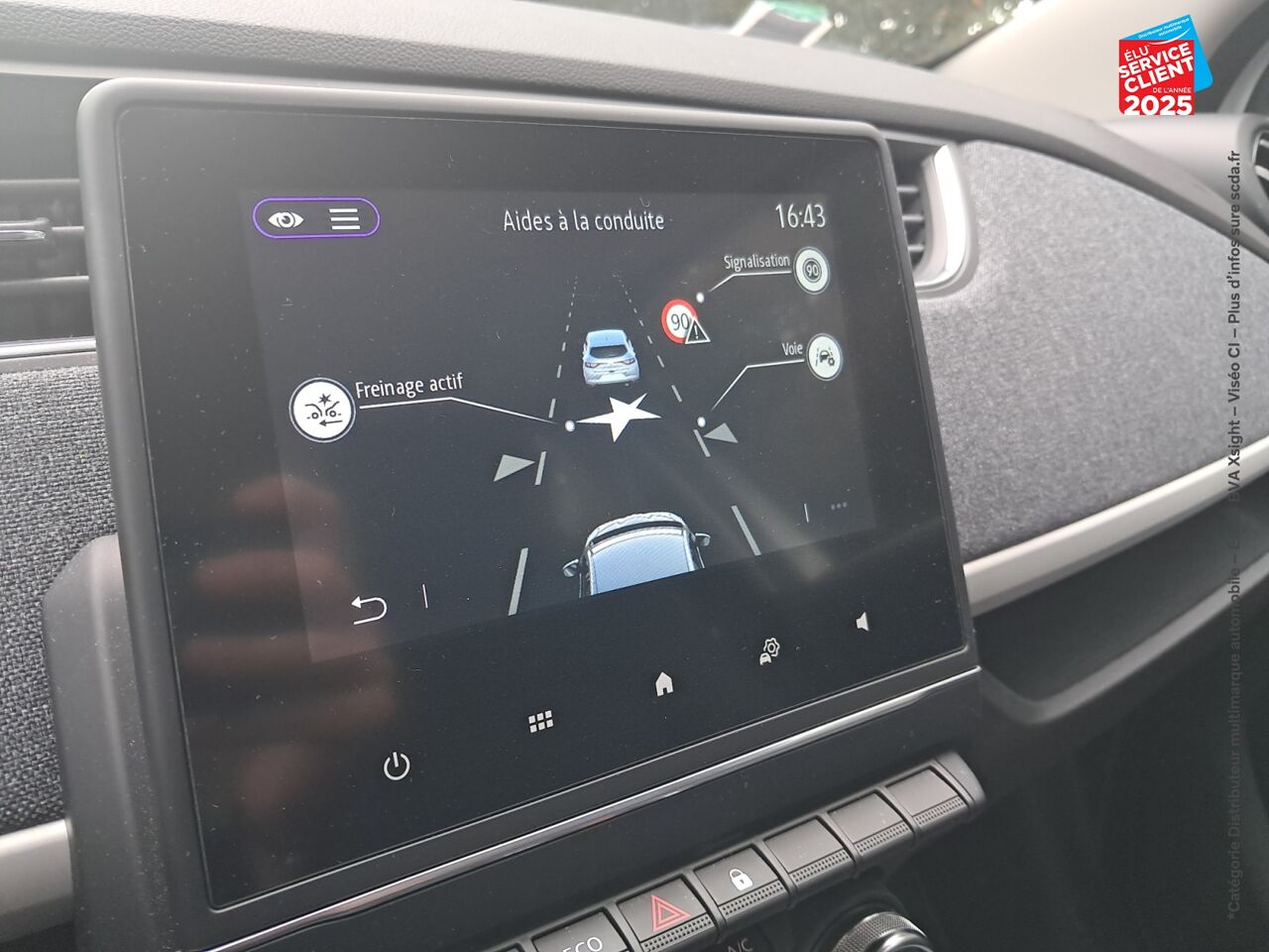 Véhicule d'occasion RENAULT ZOE E-TECH INTENS CHARGE NORMALE R135 ACHAT INTEGRAL - 21C GPS RADAR AR chez Toyota Saint Dizier