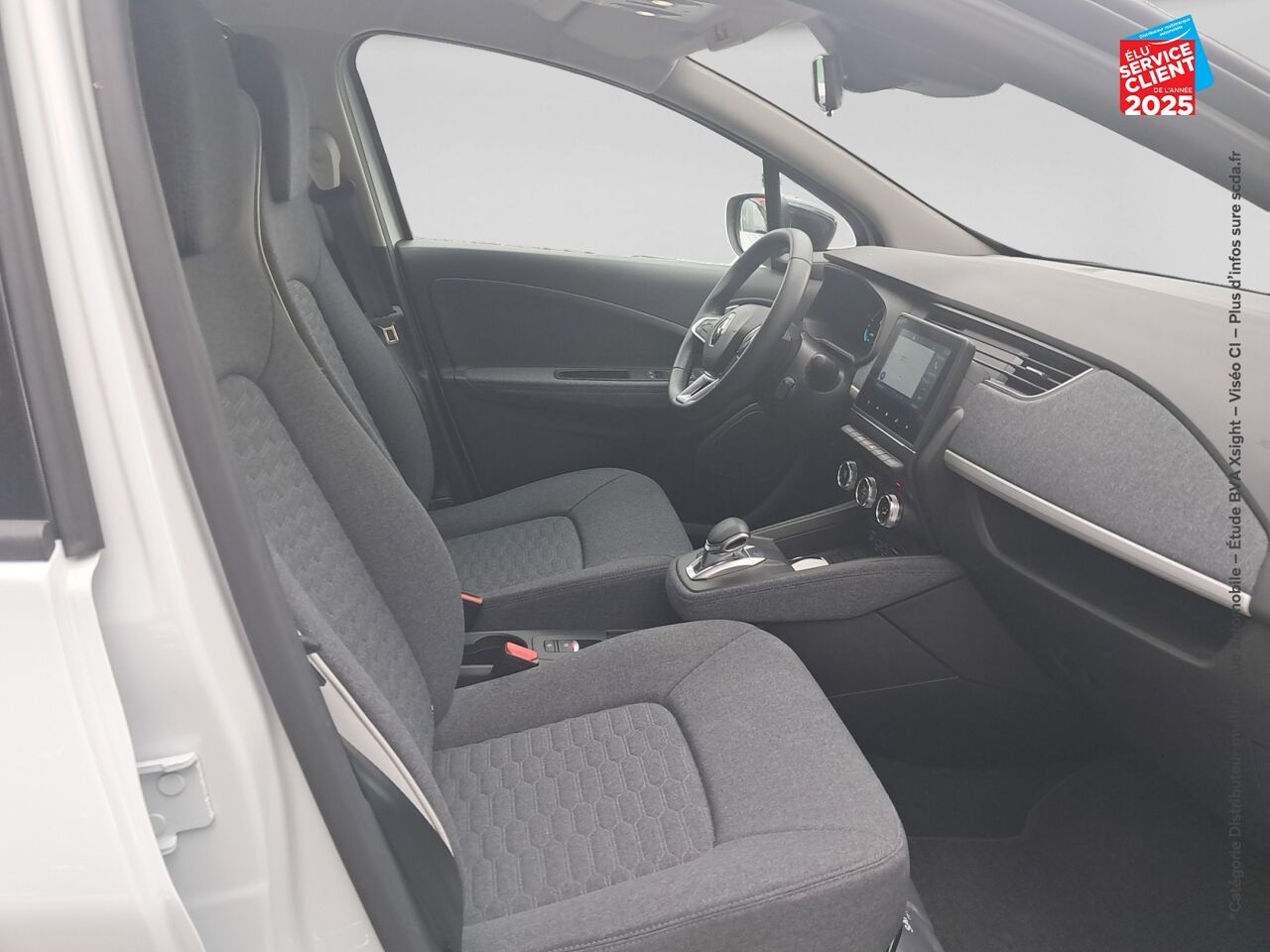 Véhicule d'occasion RENAULT ZOE E-TECH INTENS CHARGE NORMALE R135 ACHAT INTEGRAL - 21C GPS RADAR AR chez Toyota Saint Dizier