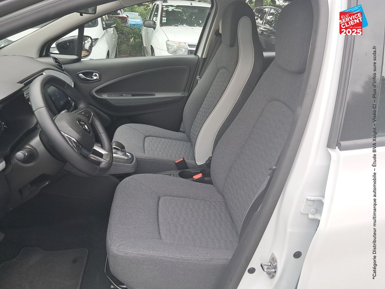Véhicule d'occasion RENAULT ZOE E-TECH INTENS CHARGE NORMALE R135 ACHAT INTEGRAL - 21C GPS RADAR AR chez Toyota Saint Dizier
