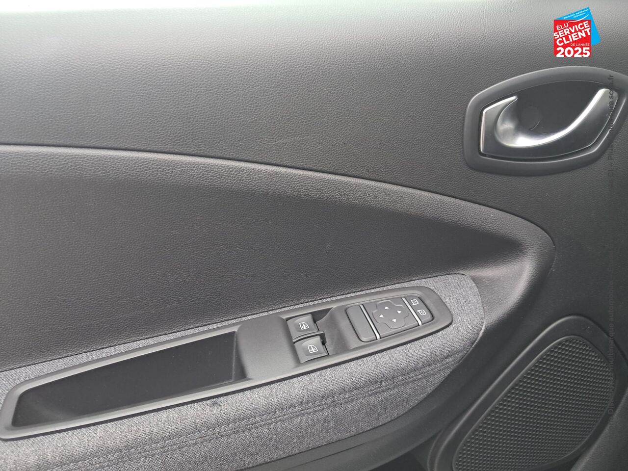 Véhicule d'occasion RENAULT ZOE E-TECH INTENS CHARGE NORMALE R135 ACHAT INTEGRAL - 21C GPS RADAR AR chez Toyota Saint Dizier