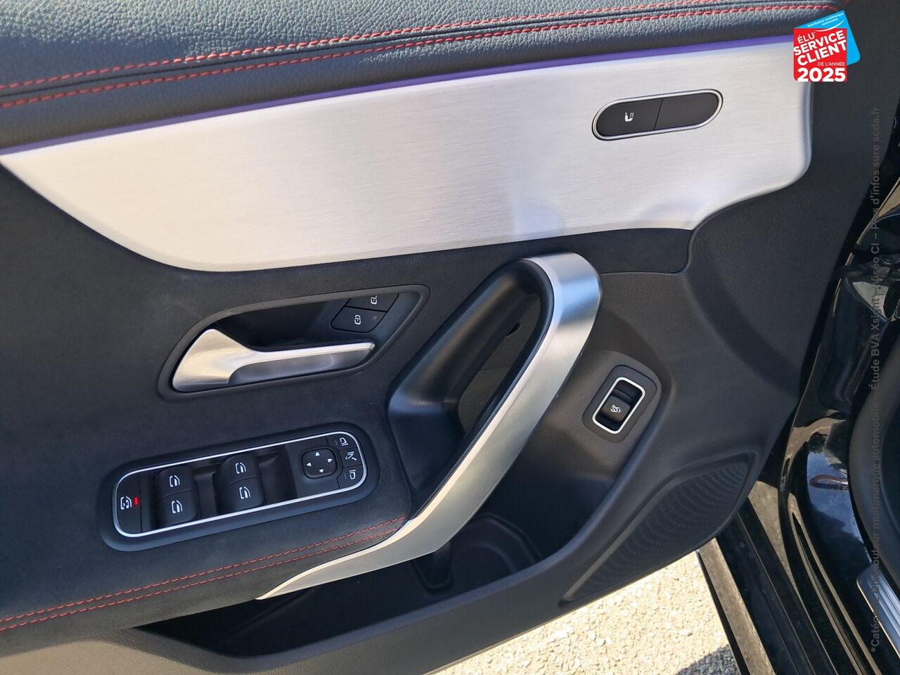 Véhicule d'occasion MERCEDES-BENZ CLA 200 D 150CH AMG LINE 8G-DCT 8CV TOUVRANT CAMERA GPS chez Renault Sélestat