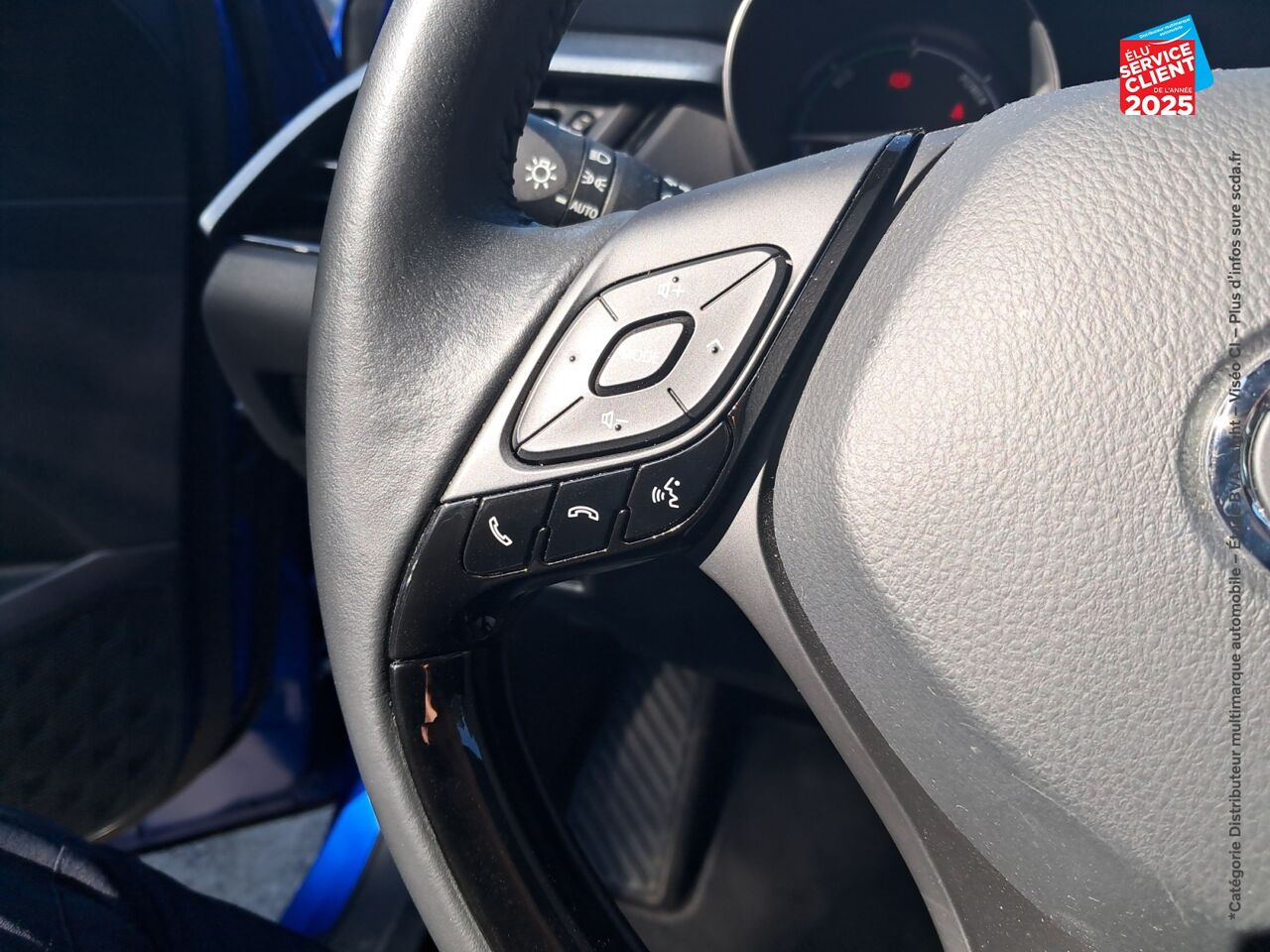 Véhicule d'occasion TOYOTA C-HR 184H COLLECTION 2WD E-CVT MY20 SIEGE CHAUF CAMERA GPS chez Toyota Thionville