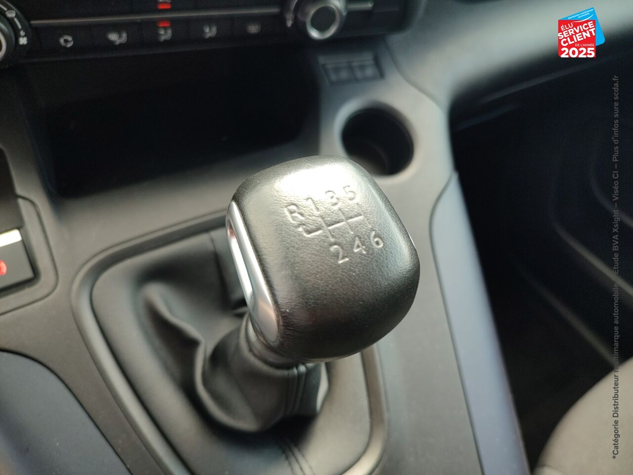 Véhicule d'occasion PEUGEOT RIFTER 1.5 BLUEHDI 130CH S/S STANDARD ALLURE PACK GPS CAMERA chez Nissan Haguenau