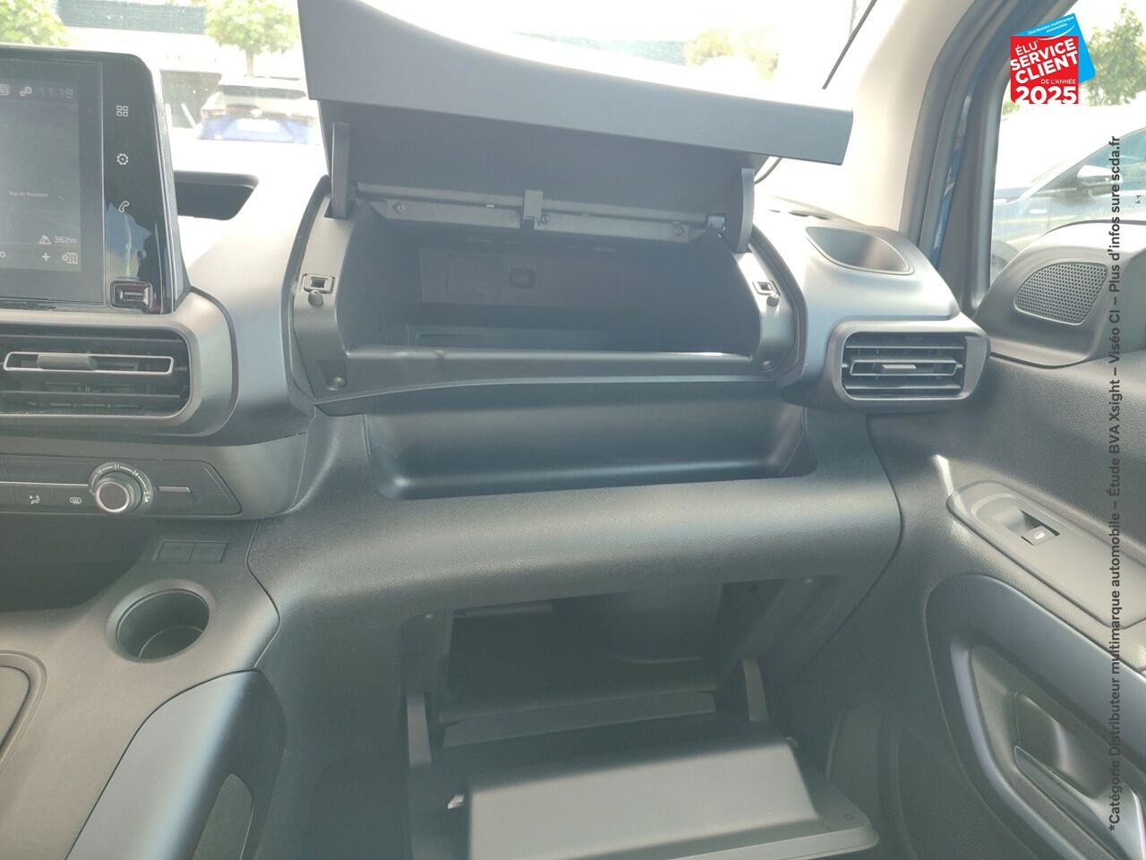 Véhicule d'occasion PEUGEOT RIFTER 1.5 BLUEHDI 130CH S/S STANDARD ALLURE PACK GPS CAMERA chez Nissan Haguenau