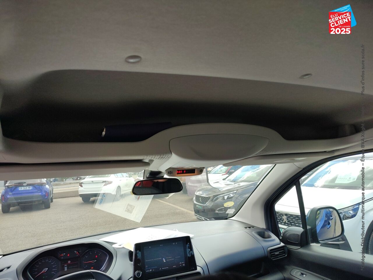 Véhicule d'occasion PEUGEOT RIFTER 1.5 BLUEHDI 130CH S/S STANDARD ALLURE PACK GPS CAMERA chez Nissan Haguenau