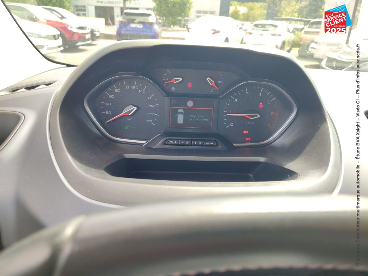 Véhicule d'occasion PEUGEOT RIFTER 1.5 BLUEHDI 130CH S/S STANDARD ALLURE PACK GPS CAMERA chez Nissan Haguenau