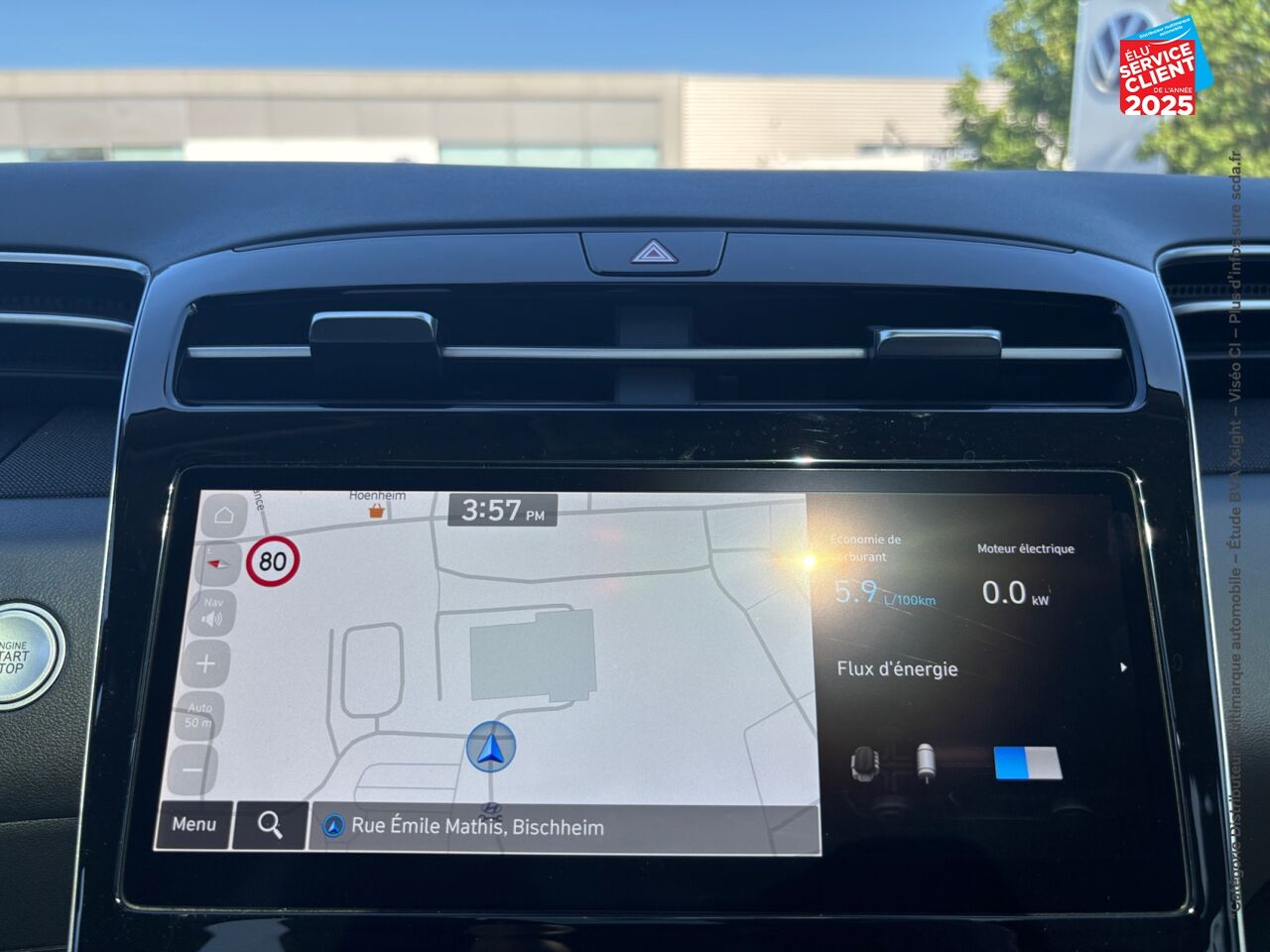 Véhicule d'occasion HYUNDAI TUCSON 1.6 T-GDI 230CH HYBRID EXECUTIVE BVA6 TOUVRANT SIEGES CHAUF/VENTIL/CUIR VOLANT CHAUF GPS chez Toyota Saint Dizier