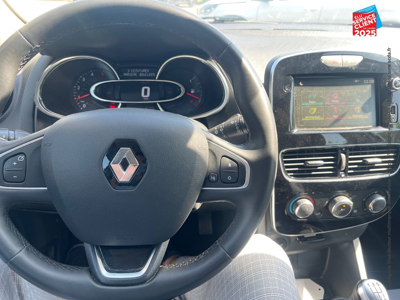 Véhicule d'occasion RENAULT CLIO 1.5 DCI 75CH ENERGY BUSINESS 5P chez HESS Automobile