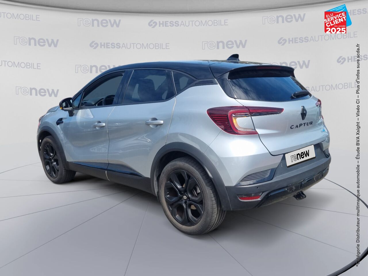 Véhicule d'occasion RENAULT CAPTUR 1.6 E-TECH HYBRIDE 145CH RIVE GAUCHE chez Hyundai Epernay