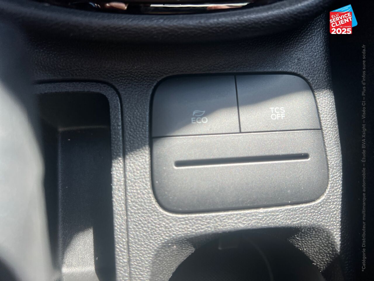 Véhicule d'occasion FORD FIESTA 1.1 85CH COOL CONNECT 5P EURO6.2 RADAR AR chez Renault Saint-Louis