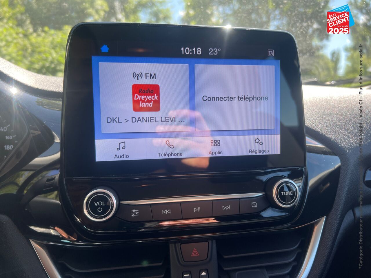 Véhicule d'occasion FORD FIESTA 1.1 85CH COOL CONNECT 5P EURO6.2 RADAR AR chez Renault Saint-Louis