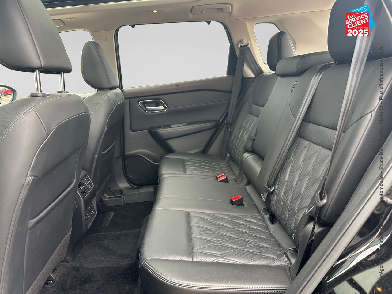 Véhicule d'occasion NISSAN X-TRAIL E-POWER 204CH TEKNA+ TPANO SIEGES CHAUF/CUIR VOLANT CHAUF GPS CAMERA BOSE chez Opel Verdun