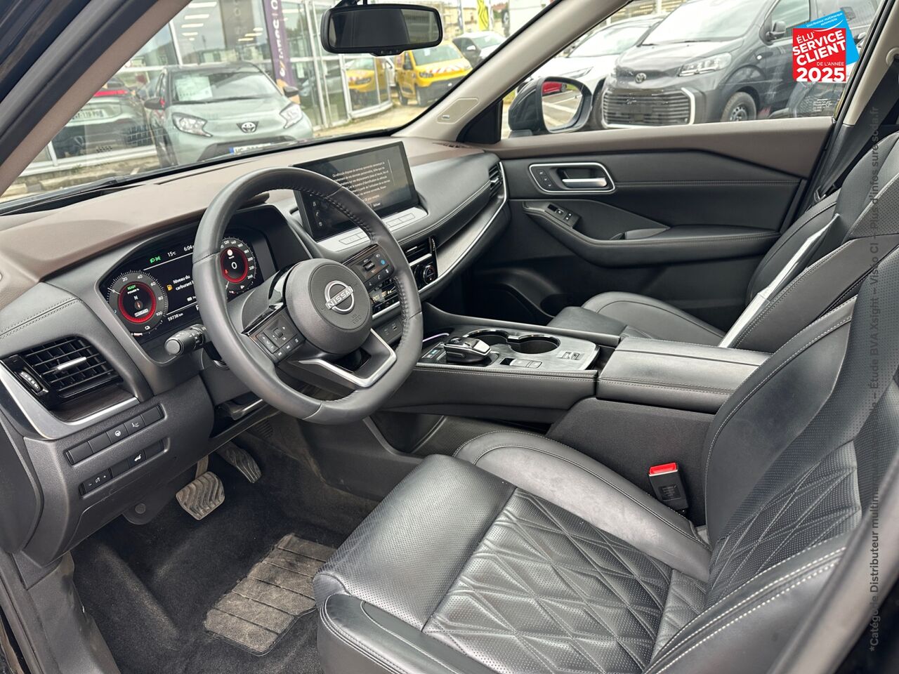 Véhicule d'occasion NISSAN X-TRAIL E-POWER 204CH TEKNA+ TPANO SIEGES CHAUF/CUIR VOLANT CHAUF GPS CAMERA BOSE chez Opel Verdun